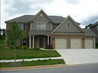 2646 Oakberry Dr, Lawrenceville, GA 30045