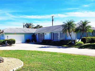 1727 Lakeview BLVD, North Fort Myers, FL, 33903