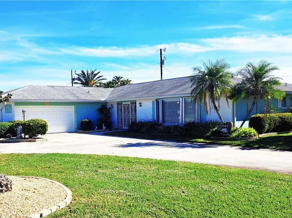 1727 Lakeview BLVD, NORTH FORT MYERS, FL 33903