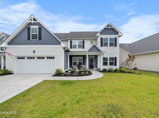 74 W Weatherbee Way, Hampstead, NC 28443