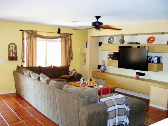 3rd image of 1659 E San Xavier Dr