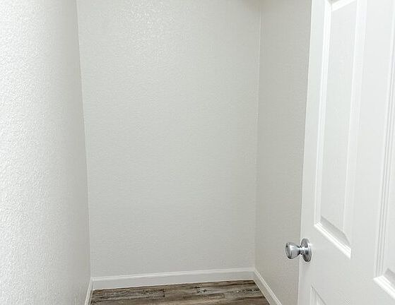 5th image of 7141 Bacchini Ave