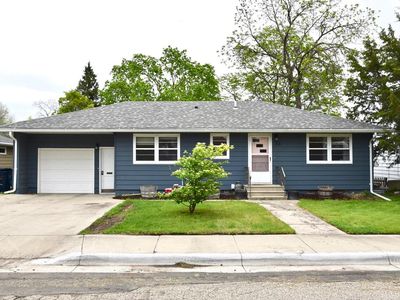 318 Mary Ln, Pierre, SD, 57501