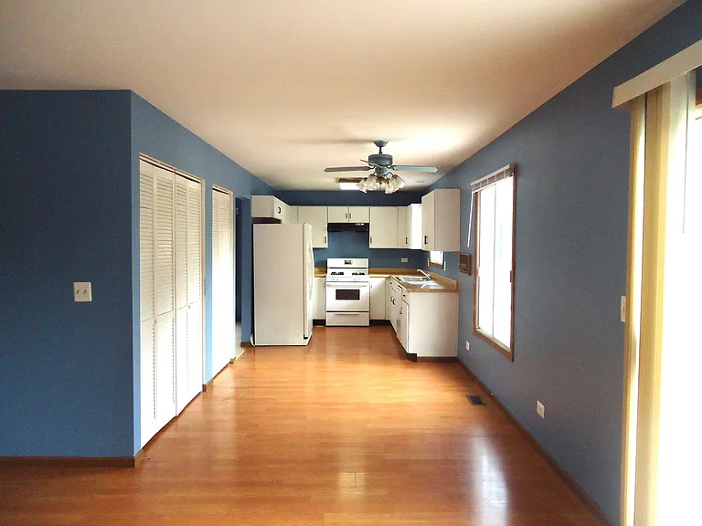 2539 Brunswick Cir — Photo 8