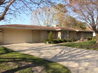 5822 85th St, Pleasant Prairie, WI 53158