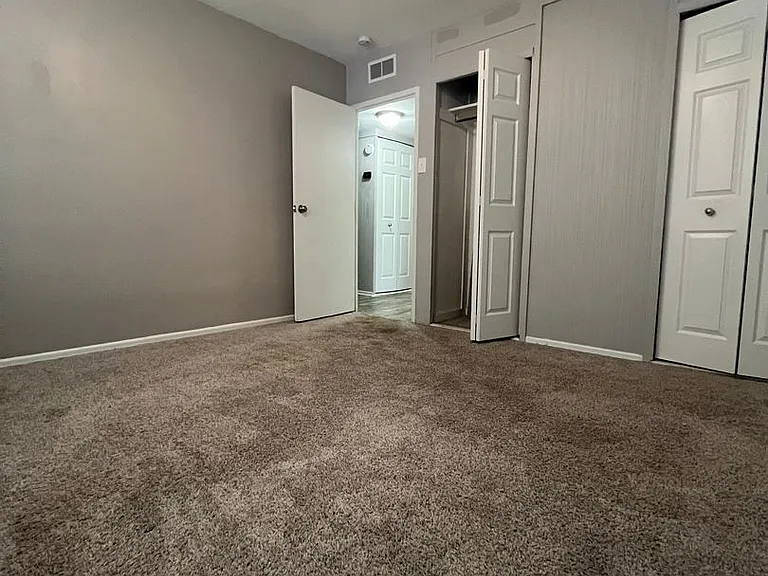 4200 Shirley Dr — Photo 9