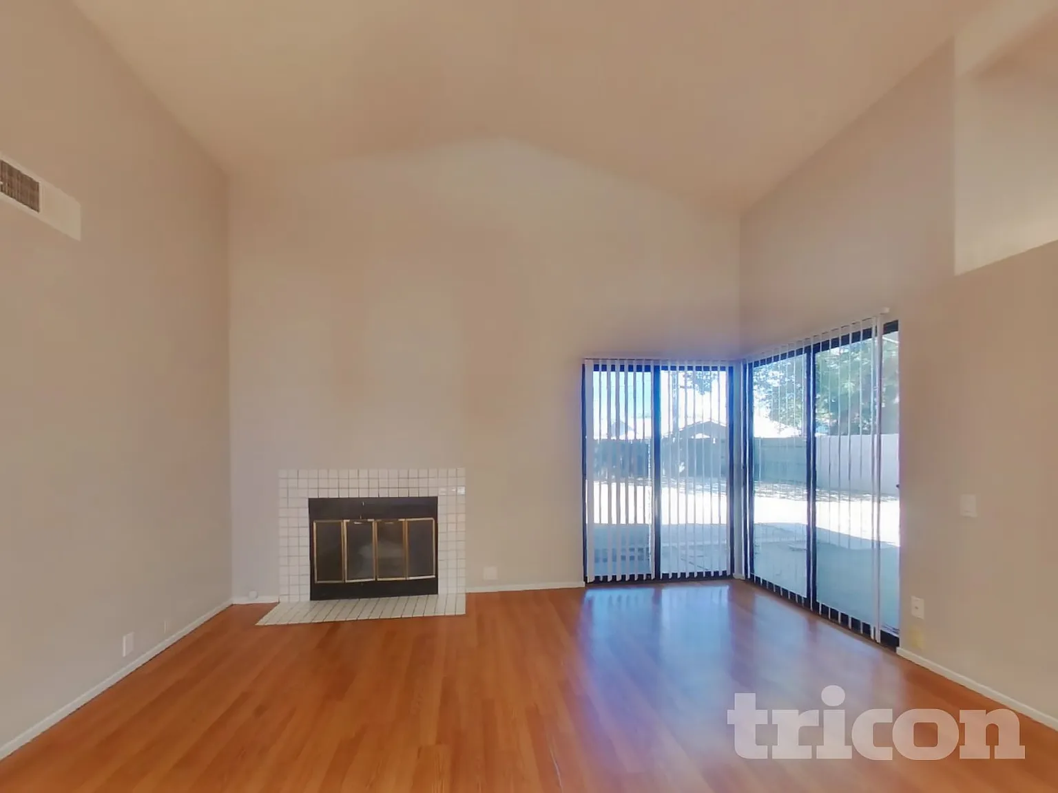 8827 Kelsey Drive Elk Grove CA — Photo 3