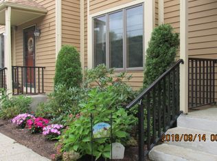 2 Tamarac Dr #D, Smithfield, RI 02828