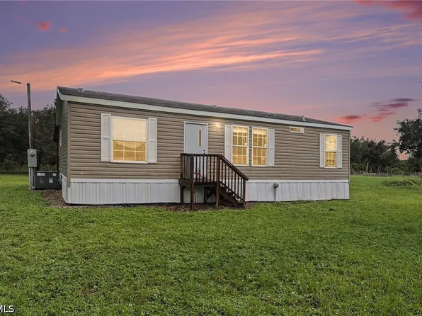 2856 Pioneer 9th St, Clewiston, FL 33440