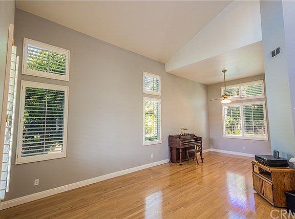 5th image of 2739 Star Crest Ln