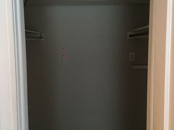 Walk in closet
