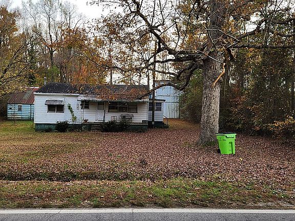 3rd image of 265 Thelma Rd