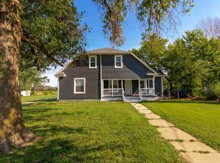 220 W Saint Louis St, Conway Springs, KS 67031