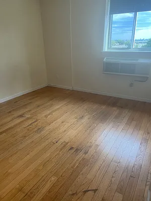 Rented by Q52 LLC | media 13