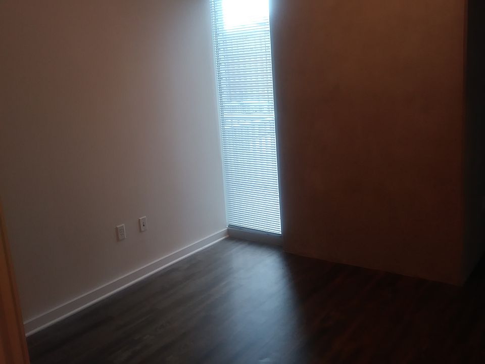 1st image of 7405 Bay Dr