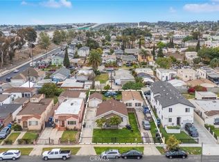 418 W 101st St, Los Angeles, CA 90003
