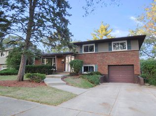 59 Lombard Cir, Lombard, IL