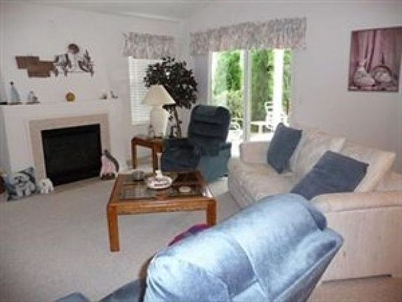 4th image of 5713 Saint Thomas Ln #65