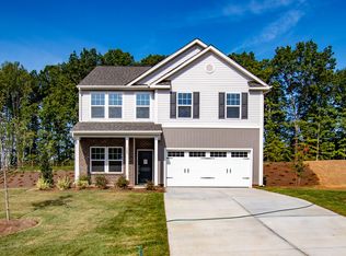 189 Oakcrest Dr, Advance, NC 27006