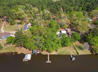 3065 E Lake Dr, Gladewater, TX 75647