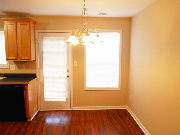3rd image of 5945 Hickory Springs Dr