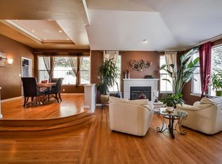 19 Dickson Ln, Martinez, CA 94553