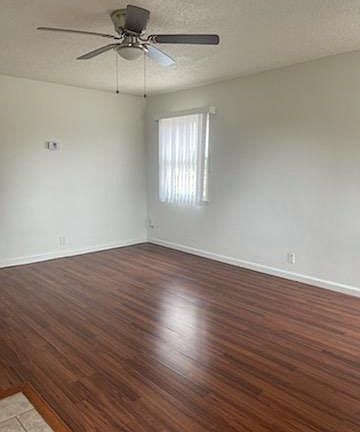 5th image of 1136 W Broadway St #6