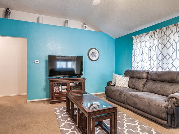 4th image of 5626 Colebrook Trl