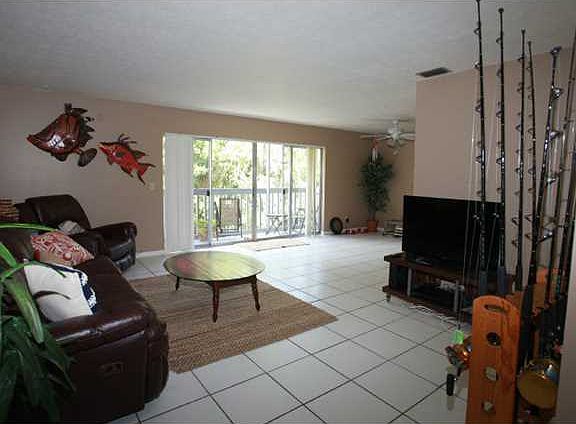5th image of 1180 Carlton Ct #207A
