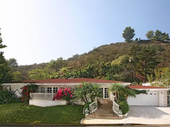 1767 Roscomare Rd, Los Angeles, CA 90077