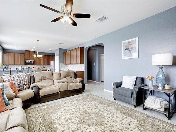 5th image of 6065 Mantalcino Dr