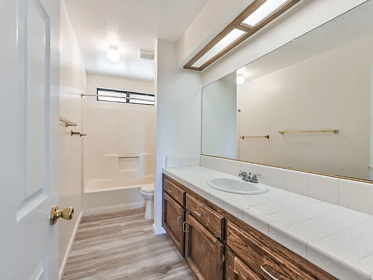 315 Reese St — Photo 22