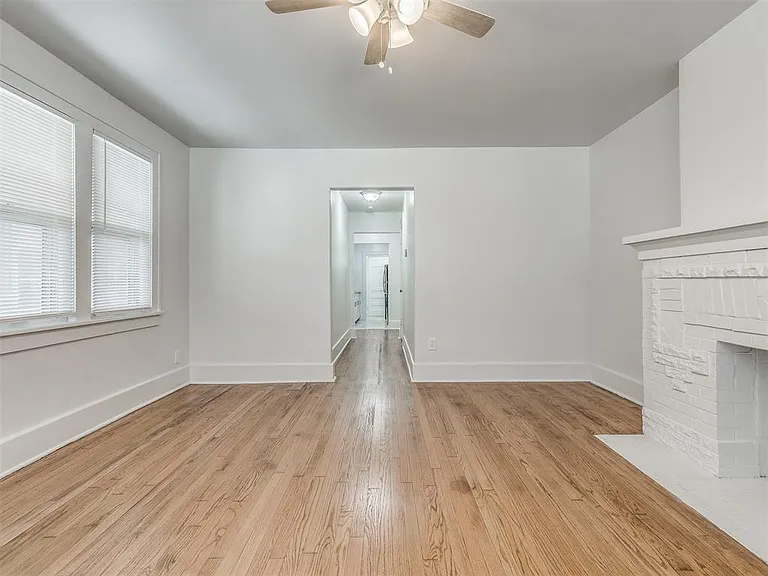 2438 NW 16th St — Photo 9