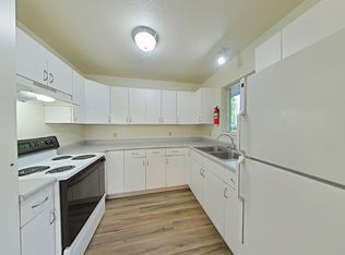 725 SW 13th St #2, Corvallis, OR 97333