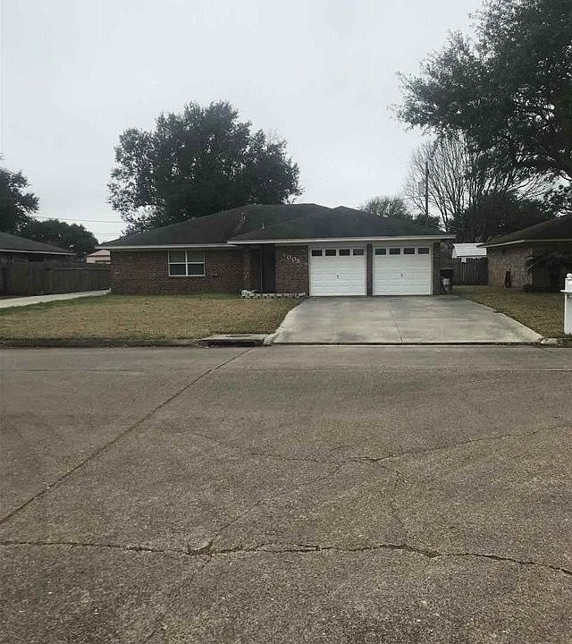 1st image of 1008 S 21st St