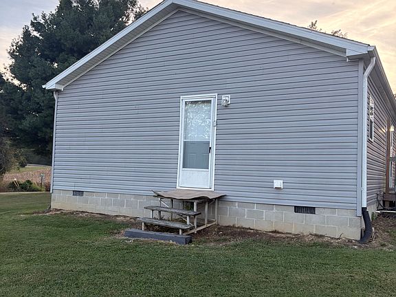 5th image of 9338 Tunnelton Rd