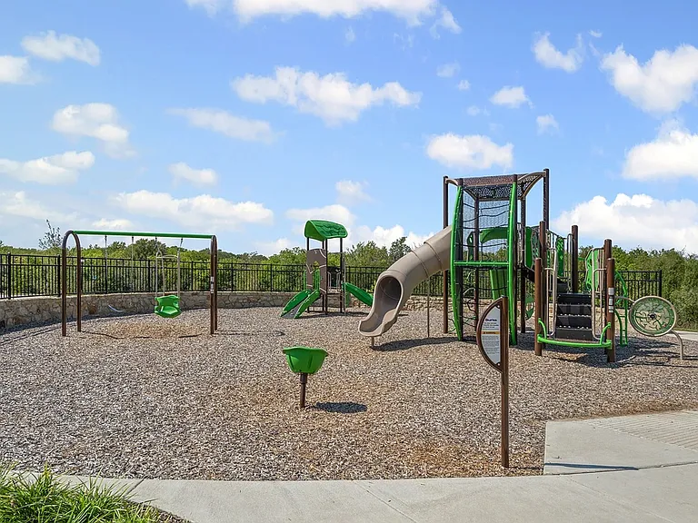 518 Willet Dr — Photo 36