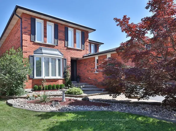 1217 Rosethorne Rd, Oakville, ON L6M 1H5