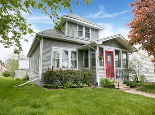 1177 Thomas Ave, Saint Paul, MN 55104