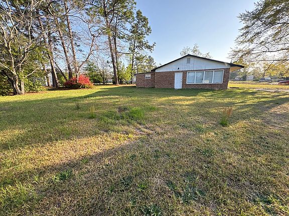 2nd image of 2401 Boykin Rd