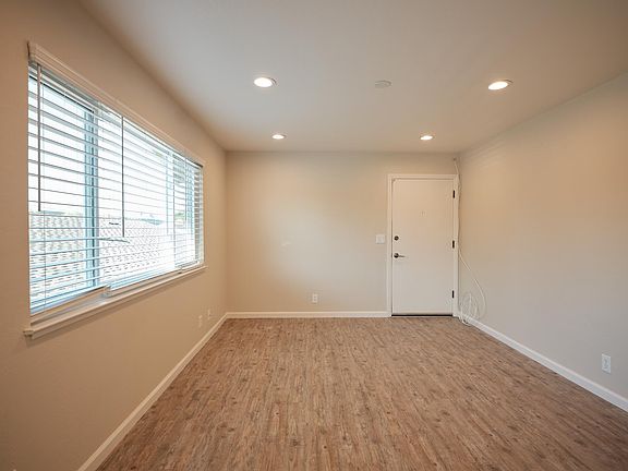 5th image of 1695 Whitwood Ln #4