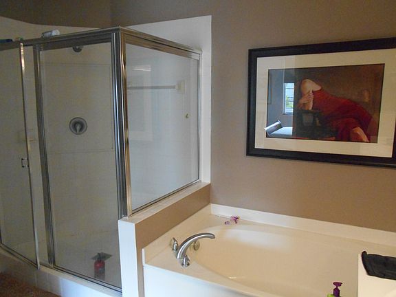 5th image of 119 N Longport Cir #2