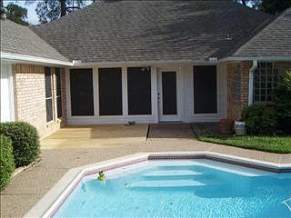 1st image of 1053 Westbury Ln
