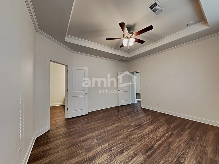 5275 Hudson Valley Dr — Photo 13