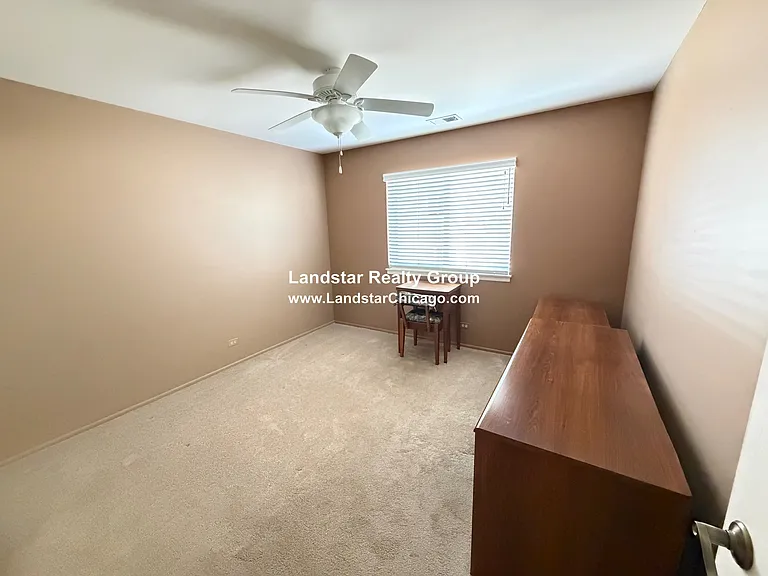 608 Berkley Ct #W2 — Photo 9