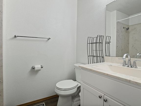 5th image of 6457 McNichols Ct