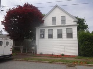 18 Bolton Rd, Dartmouth, MA 02748