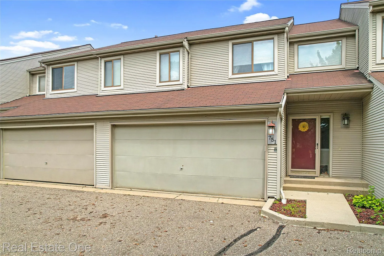 751 Eastbridge Ct photo 1