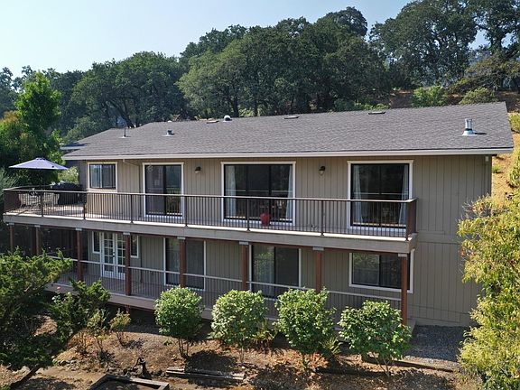 3rd image of 460 Hillsdale Drive