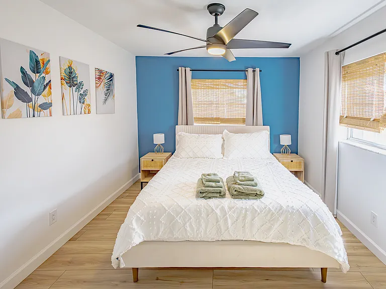 5408 Seagrape Dr — Photo 5